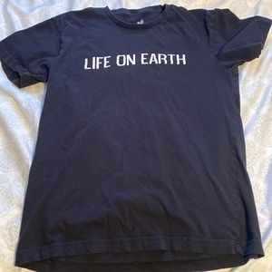 SUMMER WALKER MERCH Life on Earth T-shirt Size Medium